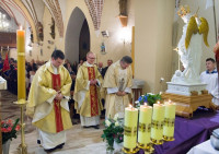Piotrków Kujawski: Nawiedzenie figury św. Michała Archanioła